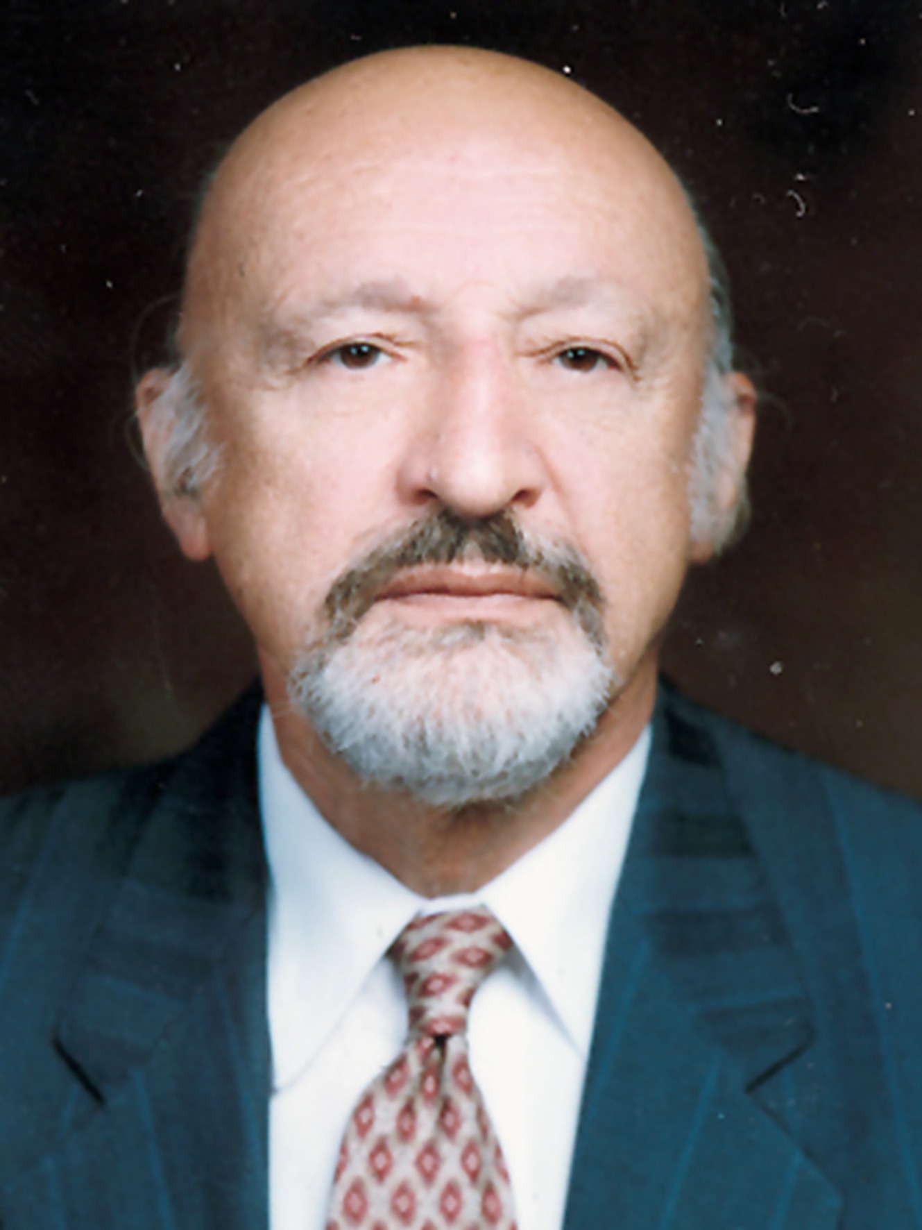 دکتر منوچهر نفیسی